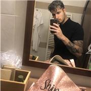 diplomato in Relazioni internazionali per il Marketing col punteggio di 96 e universitario in Gestione strategica d’impresa